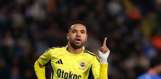 النصيري يتألق ويسهم في اكتساح “فنربخشة” بخماسية درامية في الدوري التركي النصيري يساهم في اكتساح فنربخشة 5-2 ويُشعل سباق الصدارة بتركيا