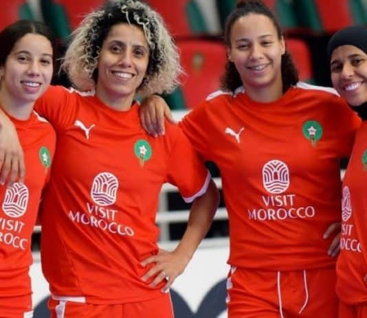 المنتخب النسوي ينهي تحضيراته اليوم لمواجهة الأرجنتين في افتتاح مونديال الفوتسال بالفلبين مونديال فوتسال السيدات: المغرب يواجه الأرجنتين الجمعة 21 نوفمبر 11:00