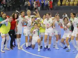 المنتخب الوطني النسوي يواجه بولندا في اختبار حاسم للتأهل إلى ربع نهائي كأس العالم للفوتسال المنتخب النسوي يواجه بولندا اليوم للتأهل إلى ربع نهائي كأس العالم