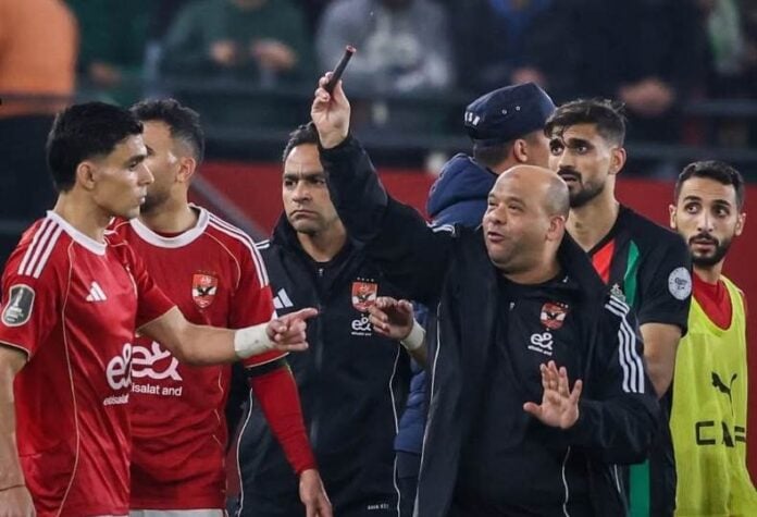 1644140042104202512251221592159 الجيش الملكي يُعاقب بغياب الجمهور و100 ألف دولار!