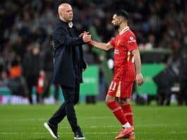 سلوت يؤكد انتهاء الخلاف مع صلاح قبل مواجهة توتنهام مدير ليفربول أرني سلوت مع محمد صلاح. الصورة: AFP