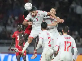 تونس تنطلق بقوة في كأس أمم إفريقيا بانتصار مريح على أوغندا تونس تفوز 3-1 على أوغندا في الكان!