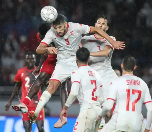 تونس تنطلق بقوة في كأس أمم إفريقيا بانتصار مريح على أوغندا تونس تفوز 3-1 على أوغندا في الكان!