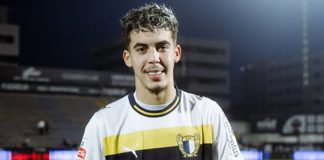 زابيري يتألق بثنائية تاريخية ويصبح أكثر اللاعبين تسديداً في الدوري البرتغالي زابيري يسجل ثنائية ويتصدر التسديدات!