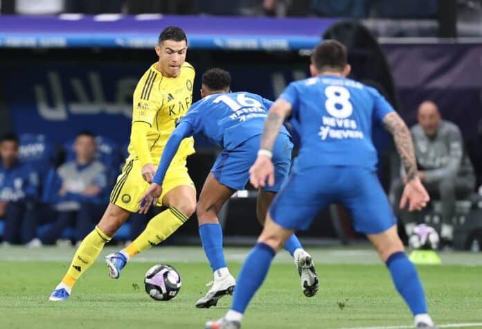 1644140042104202601120922572257 الهلال يهزم النصر 3-1 ويبتعد بالصدارة في الدوري السعودي