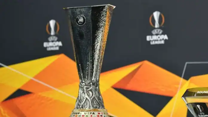le_cup_1806 برنامج مباريات الملحق بدوري أوروبا: سلتيك × شتوتغارت وفنربخشة × نوتنغهام