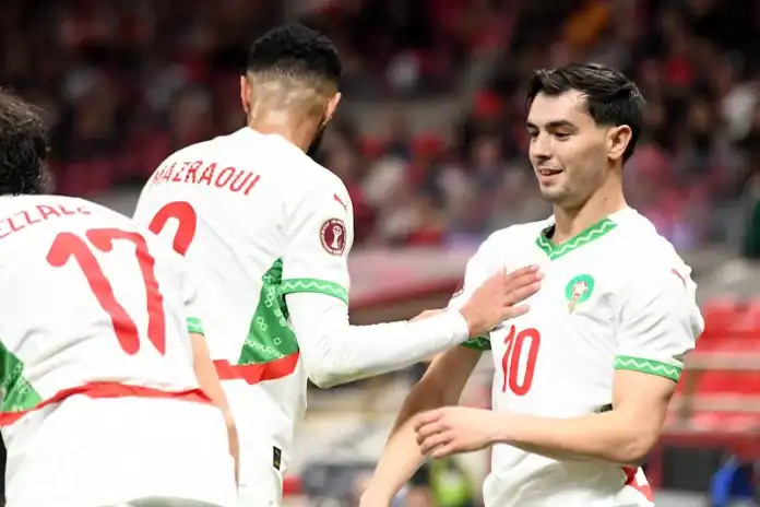 mazraoui-diaz الكاف يعلن التشكيلة المثالية لدور المجموعات في “المغرب 2025” ودياز ومزراوي ضمن المختارين