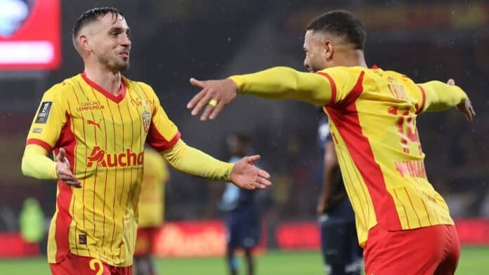 picture--original لانس يسحق تروي 4-2 ويتأهل لربع نهائي كأس فرنسا