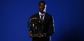 ديمبيلي يتوج بجائزة أفضل لاعب في الدوري الفرنسي للموسم الثاني تواليًا ديمبيلي أفضل لاعب في الدوري الفرنسي