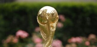 مونديال 2026 ينعش سوق القمصان المقلدة مع ارتفاع الأسعار الرسمية مونديال 2026 ينعش سوق القمصان المقلدة مع ارتفاع الأسعار الرسمية