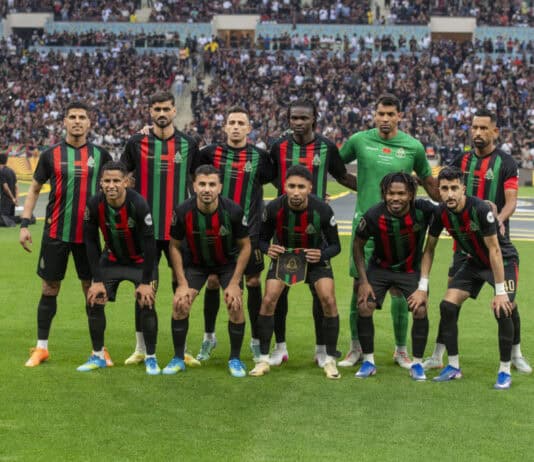تعادل المغرب الفاسي والجيش الملكي يمنح نهضة بركان صدارة منفردة المغرب الفاسي والجيش الملكي يتعادلان في قمة البطولة