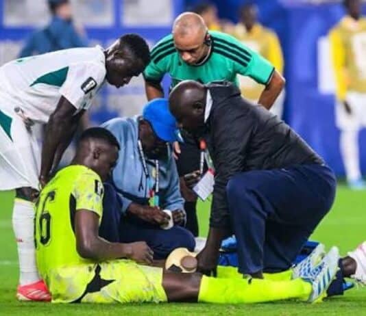فضيحة طبية تهز منتخب السنغال بعد مونديال 2026 فضيحة طبيب منتخب السنغال تهز الاتحاد