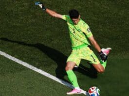يوفنتوس يراقب ياسين بونو وعرض بقيمة 9 ملايين يورو يلوح في الأفق يوفنتوس يتحرك لضم ياسين بونو مقابل 9 ملايين يورو