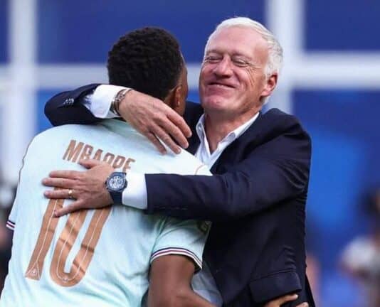 ديشامب يطمئن جماهير فرنسا بشأن جاهزية مبابي لمواجهة إسبانيا ديشامب يؤكد جاهزية مبابي لمواجهة إسبانيا