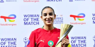 حنان آيت الحاج تتوج بجائزة أفضل لاعبة بعد رباعية المغرب أمام كينيا حنان آيت الحاج أفضل لاعبة بعد رباعية المغرب أمام كينيا