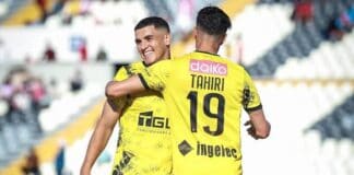 المغرب الفاسي يعزز صدارته بعد تعادل مع الكوكب المراكشي المغرب الفاسي يعزز صدارته بعد تعادل مع الكوكب المراكشي