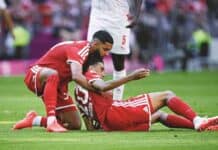 جمال موسيالا يطمئن جماهير بايرن بعد تعرضه لحالتي إغماء موسيالا يطمئن جماهير بايرن بعد حالتي إغماء