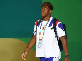 زيونا سوزوكي يقترب من أستون فيلا كأغلى حارس ياباني في التاريخ زيونا سوزوكي يقترب من أستون فيلا مقابل 35 مليون يورو