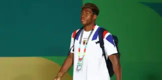 زيونا سوزوكي يقترب من أستون فيلا كأغلى حارس ياباني في التاريخ زيونا سوزوكي يقترب من أستون فيلا مقابل 35 مليون يورو