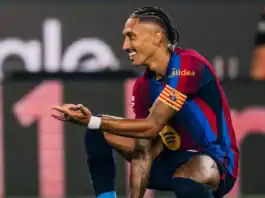 برشلونة يهزم أتلتيك بلباو بثنائية ويعتلي صدارة الدوري الإسباني برشلونة يهزم أتلتيك بلباو ويتصدر الدوري الإسباني