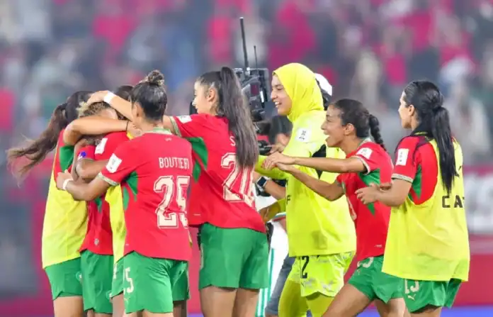 جماهير المغرب تدعم لبؤات الأطلس قبل مواجهة جنوب إفريقيا