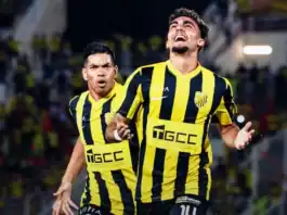 المغرب الفاسي يضرب بقوة أمام رحيمو ويقترب من الدور الثاني في دوري الأبطال المغرب الفاسي يهزم رحيمو 4-1 ويقترب من الدور الثاني