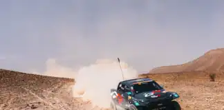 رالي المغرب: منافسة قوية في المرحلة الأولى ووصول متقارب إلى زاكورة