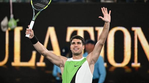 images (3) ألكاراز يتأهل إلى نهائيات ATP 2026 في تورينو