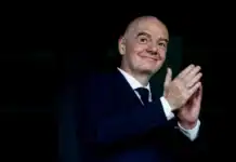 الاتحاد الآسيوي يدعم إنفانتينو لولاية رابعة برئاسة فيفا رئيس الاتحاد الآسيوي الشيخ سلمان بن إبراهيم آل خليفة خلال كلمة في الكونغرس الاستثنائي في طوكيو