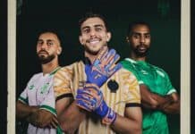 الرجاء الرياضي يزيح الستار عن قميصيه الجديدين للموسم المقبل الرجاء الرياضي يزيح الستار عن قميصيه الجديدين للموسم المقبل
