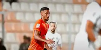 تعادل 2-2 بين نهضة بركان ونهضة الزمامرة بهدف قاتل للكعبي
