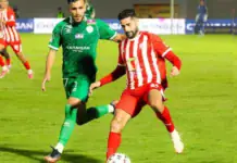 حسنية أكادير يشكو التحكيم إلى العصبة الاحترافية بعد مواجهة الرجاء لاعبو حسنية أكادير خلال مباراتهم أمام الرجاء الرياضي في البطولة الوطنية الاحترافية