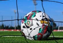 La Ligue professionnelle annonce les dates des cinquième, sixième et septième journées Images d'un match du championnat de deuxième division de football