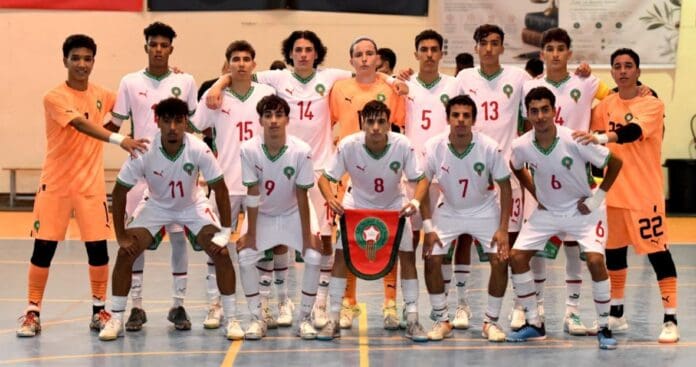 maroc-3 Les joueurs de l'équipe nationale marocaine de football en salle des moins de 18 ans lors d'un match