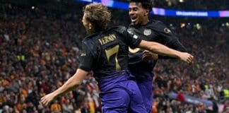 برشلونة يقلب تأخره لفوز 4-1 على غلطة سراي ويحقق انتصاره العاشر
