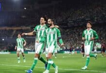 إيسكو يقود ريال بيتيس إلى الفوز على فينورد بهدف من ركلة جزاء إيسكو يحتفل بهدف ريال بيتيس من ركلة جزاء أمام فينورد