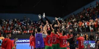 الجامعة الملكية المغربية تحتفي بمنتخب الصالات بعد التتويج القاري أفراد المنتخب الوطني المغربي لكرة القدم داخل القاعة خلال حفل التكريم بمركب محمد السادس لكرة القدم