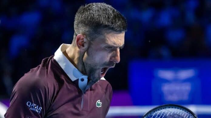 photo-71 Novak Djokovic lors de son match contre Hugo Humbert au tournoi de tennis de Bâle
