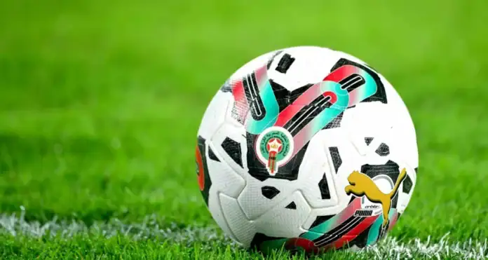 raja-vs-irt-15-1686839391-2 لاعبو الدفاع الحسني الجديدي خلال مباراة في البطولة الوطنية الاحترافية